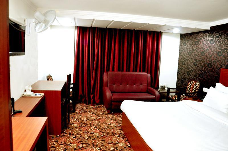 Hotel Trinetar Resorts Batoti Exterior photo