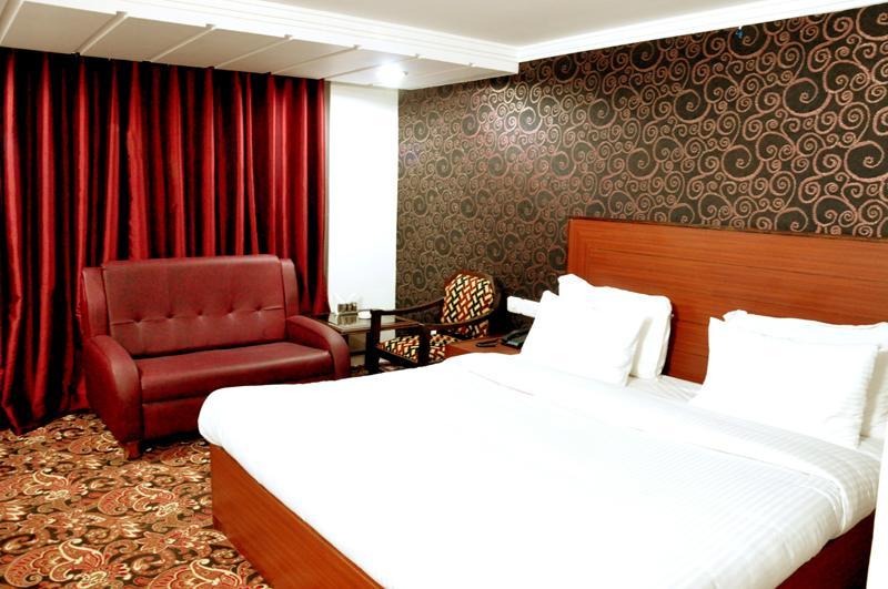 Hotel Trinetar Resorts Batoti Exterior photo